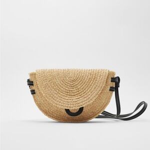 Zara purse. Worn once. Excellent condition.